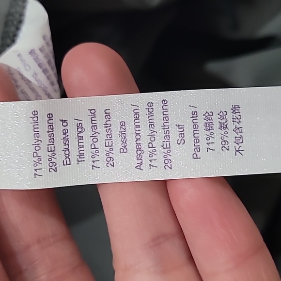 Yoga Shorts with Pockets - Sage - Picture 7 of 7